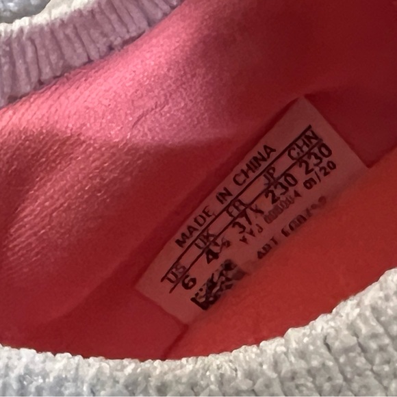 Adidas Ultraboost S.rdy - Picture 3 of 3